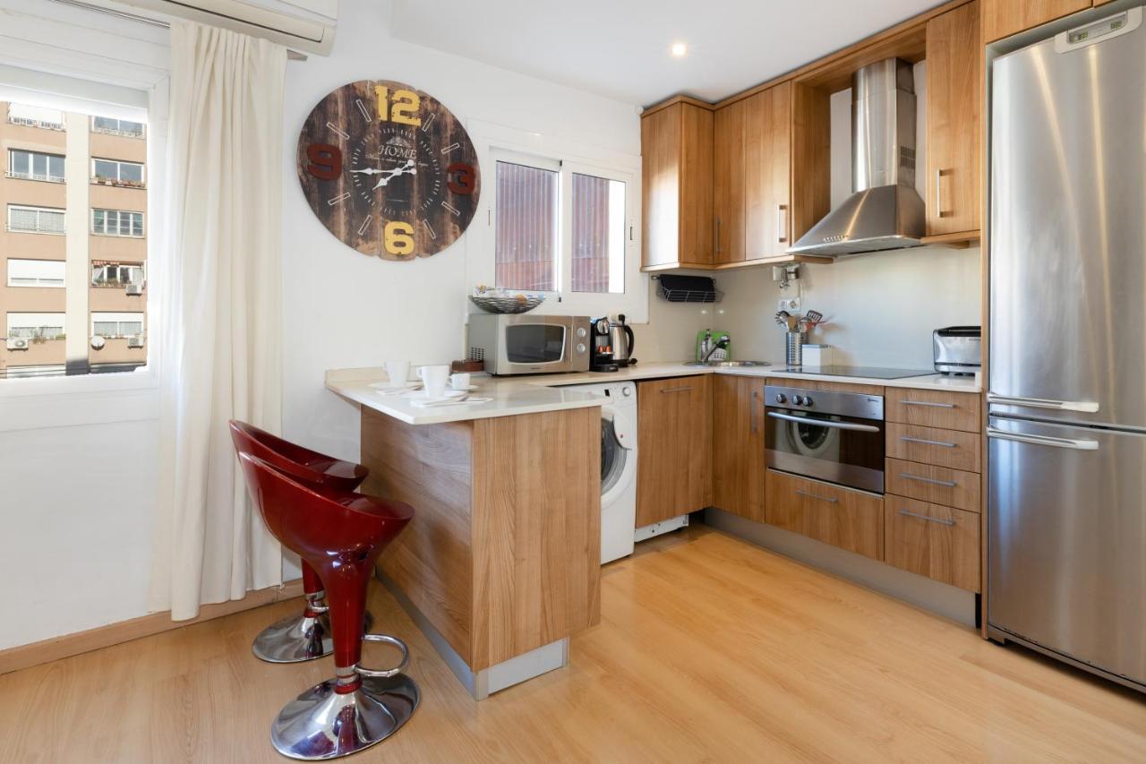 Cute Apartment In Sants Station With Hbo & Alexa & Ac Barcelona Exteriör bild