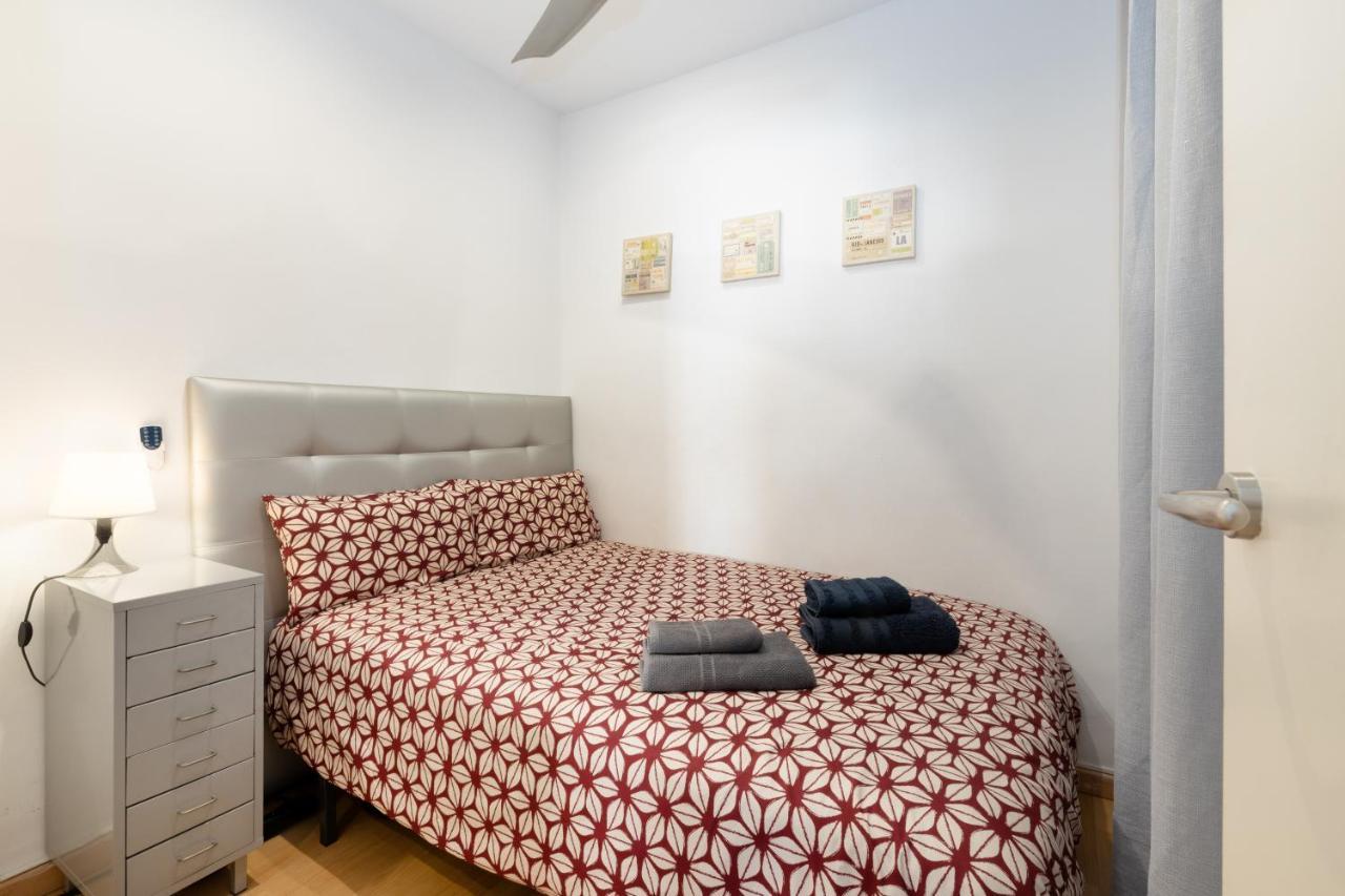 Cute Apartment In Sants Station With Hbo & Alexa & Ac Barcelona Exteriör bild