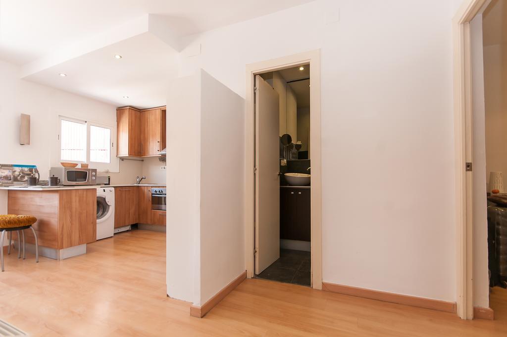Cute Apartment In Sants Station With Hbo & Alexa & Ac Barcelona Exteriör bild